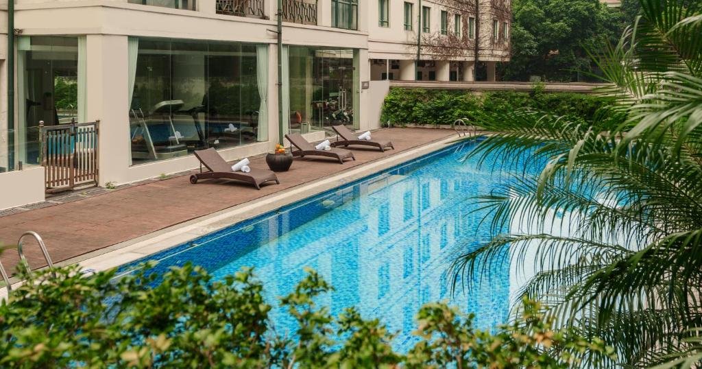 Mayfair Hanoi 屋外プール